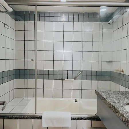 Apartamento Conforto E Vista Maravilhosa No Iate Plaza *